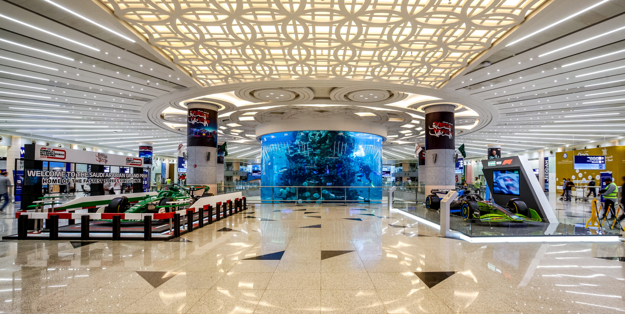 2021_NOV_FORMULA 1_ARAMCO_EXHIBITION CAR PODIUM_SAUDI ARABIA_JEDDAH_ARRIVALS_MG_0930